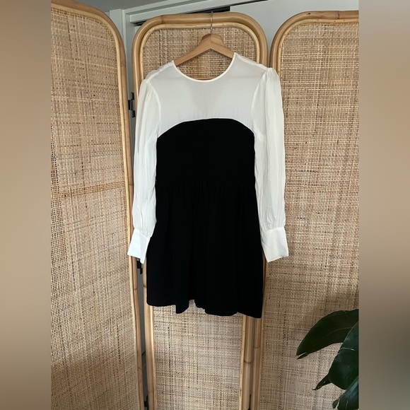 Cinq à Sept Caley Color Blocked Dress - Picture 2 of 7